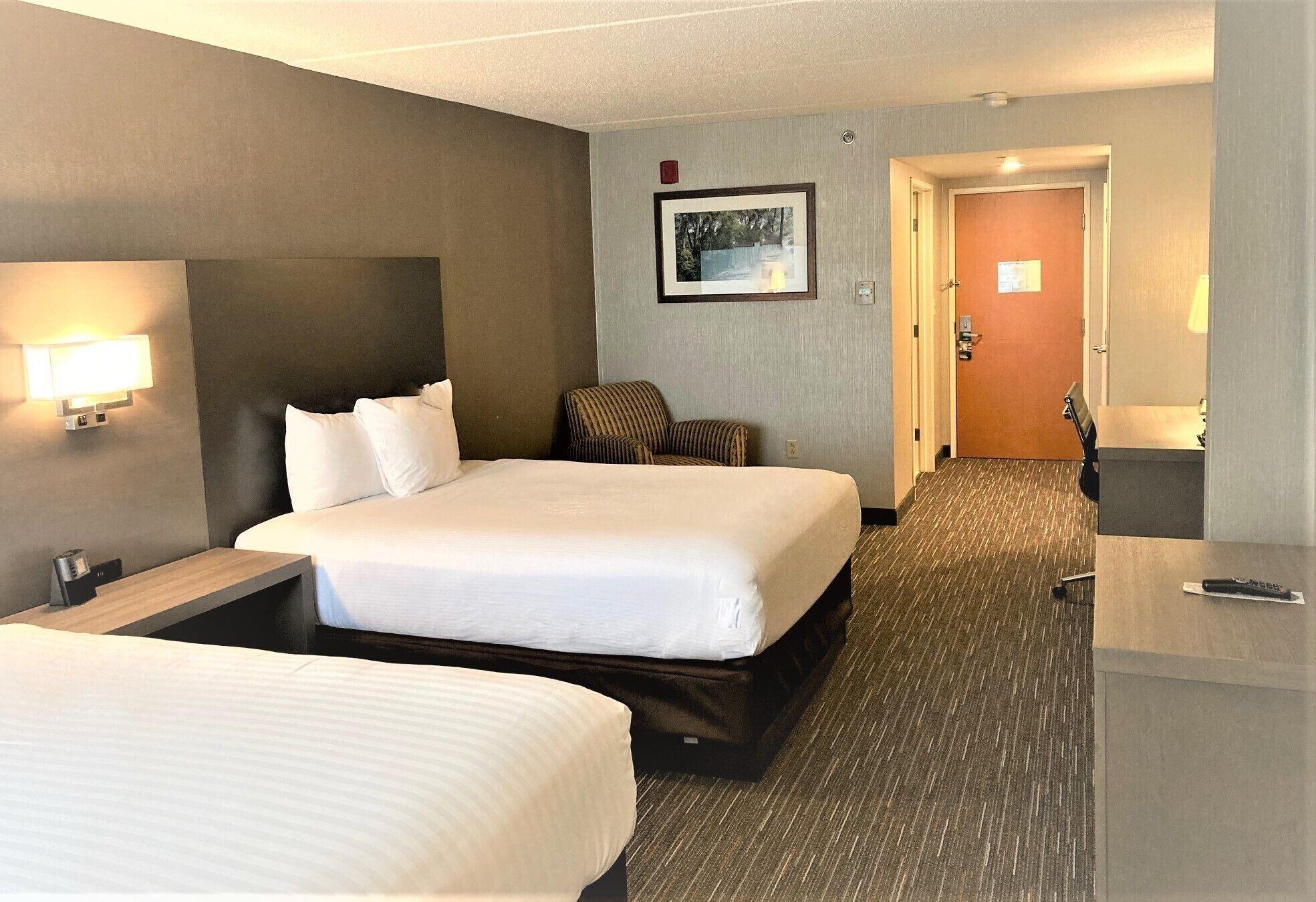Wingate By Wyndham Erie Hotel Exterior foto