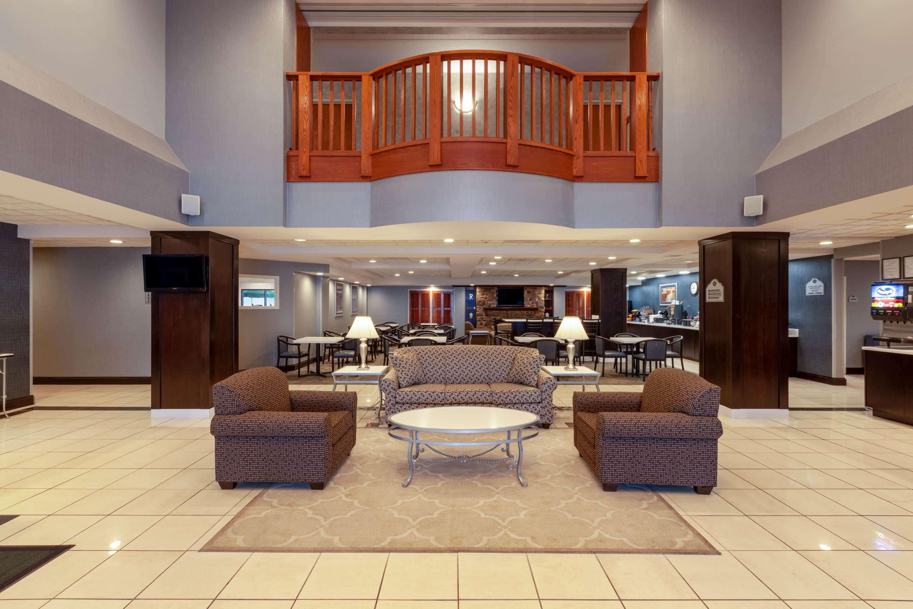 Wingate By Wyndham Erie Hotel Exterior foto